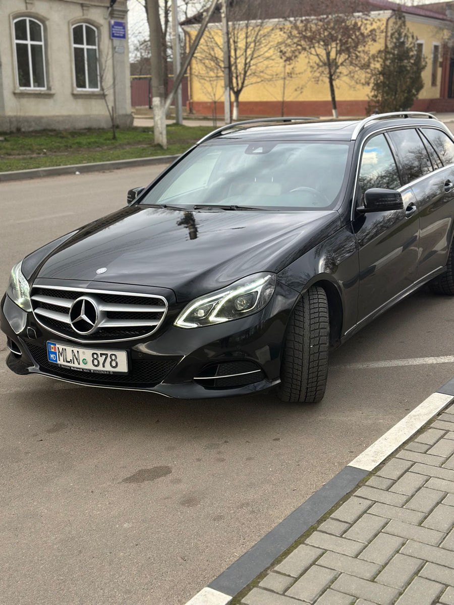 Mercedes E-Class foto 1