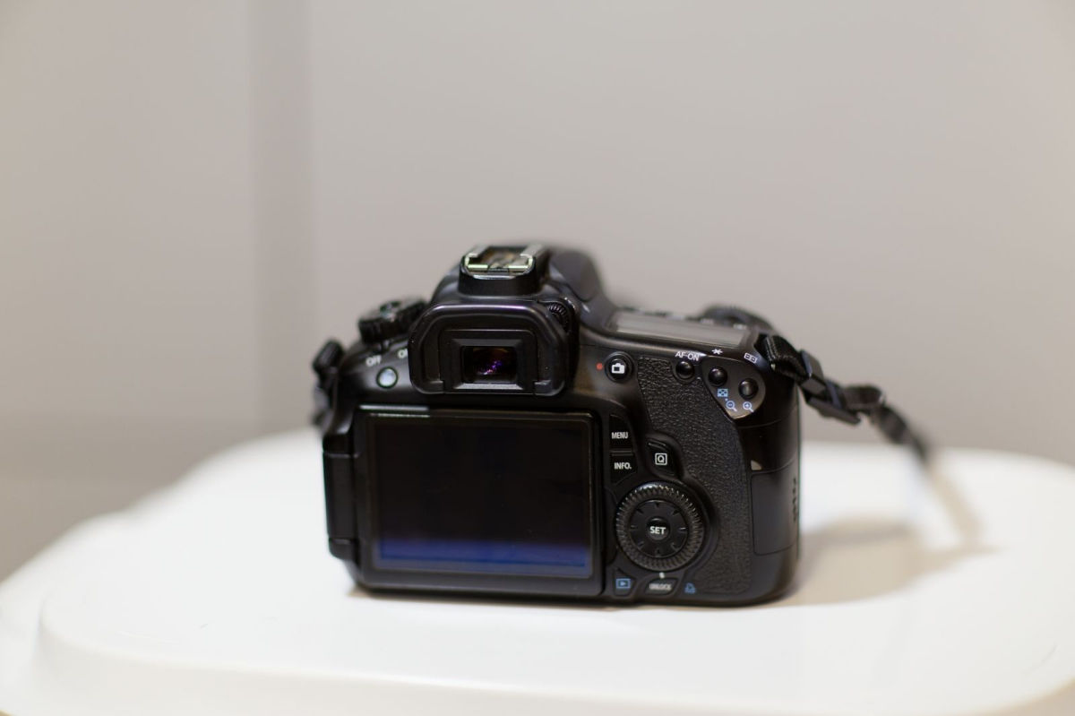 Canon eos 60d + canon efs 18-55 foto 3