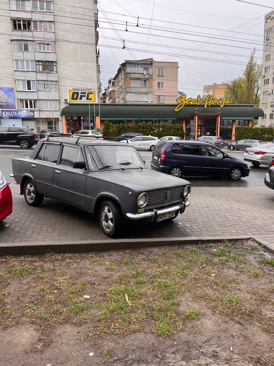 Lada / ВАЗ 2103 foto 5