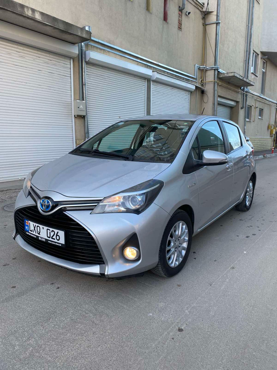 Toyota Yaris foto 1
