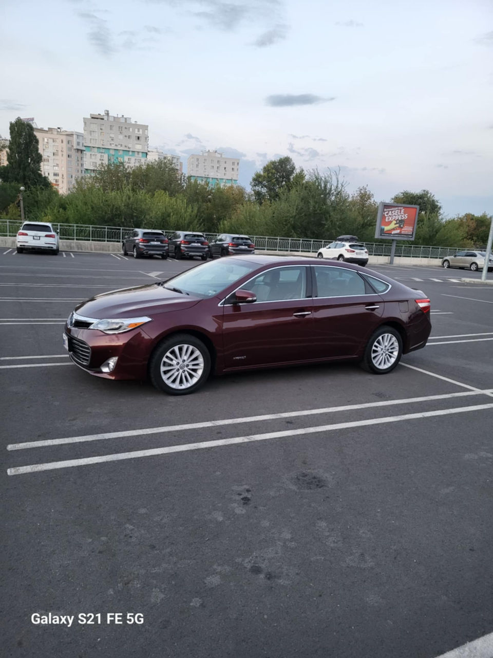 Toyota Avalon foto 2