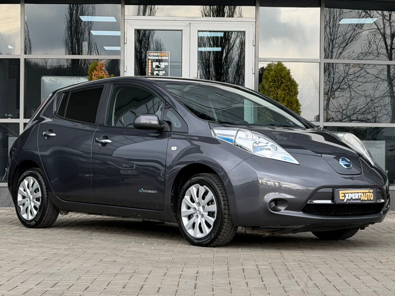 Nissan Leaf — фото 3