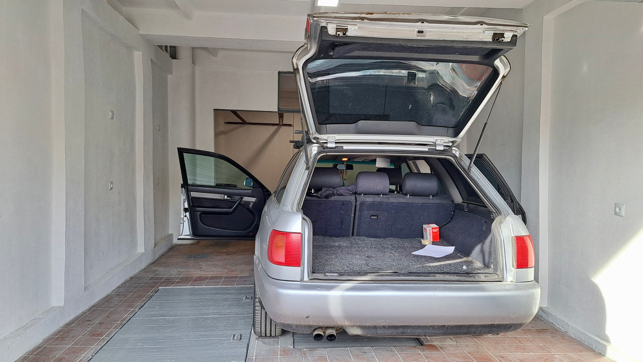 Garaj / Depozit *două mașini* Valea Trandafirilor (CCG 42), refăcut complet foto 3