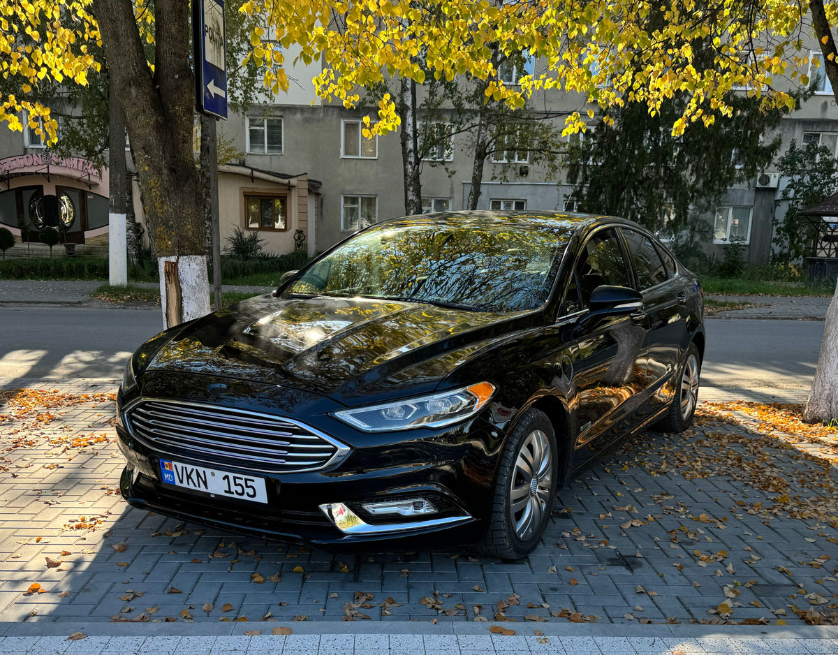 Ford Fusion foto 6