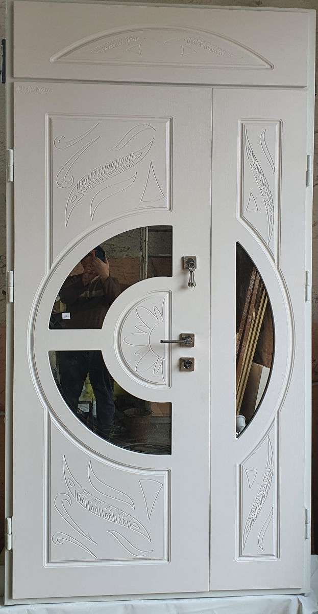 PortaNostra uși metalice bronate la comandă