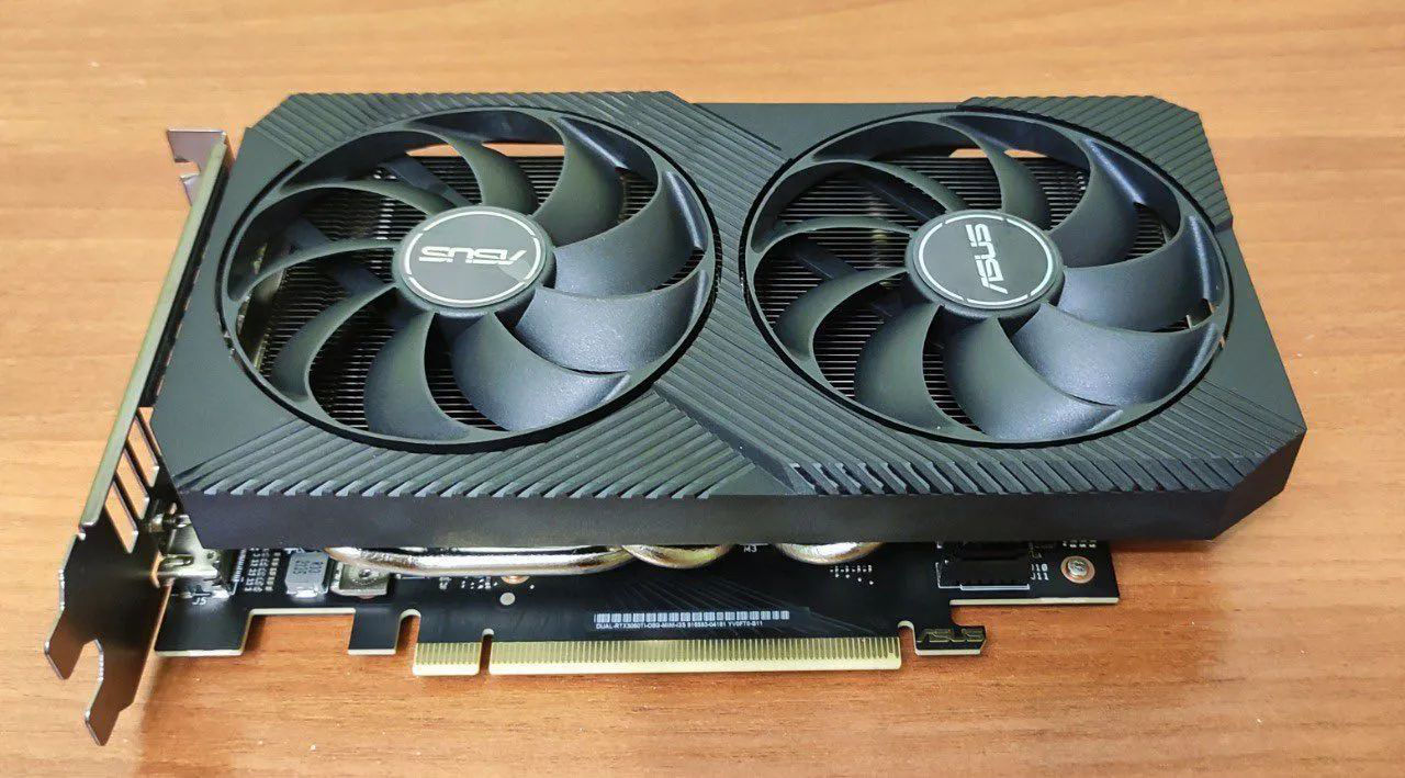 ASUS Dual GeForce RTX 3060 Ti MINI OC Edition