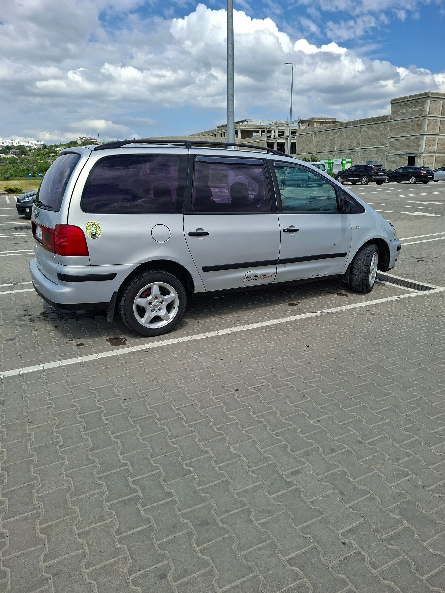 Volkswagen Sharan foto 0