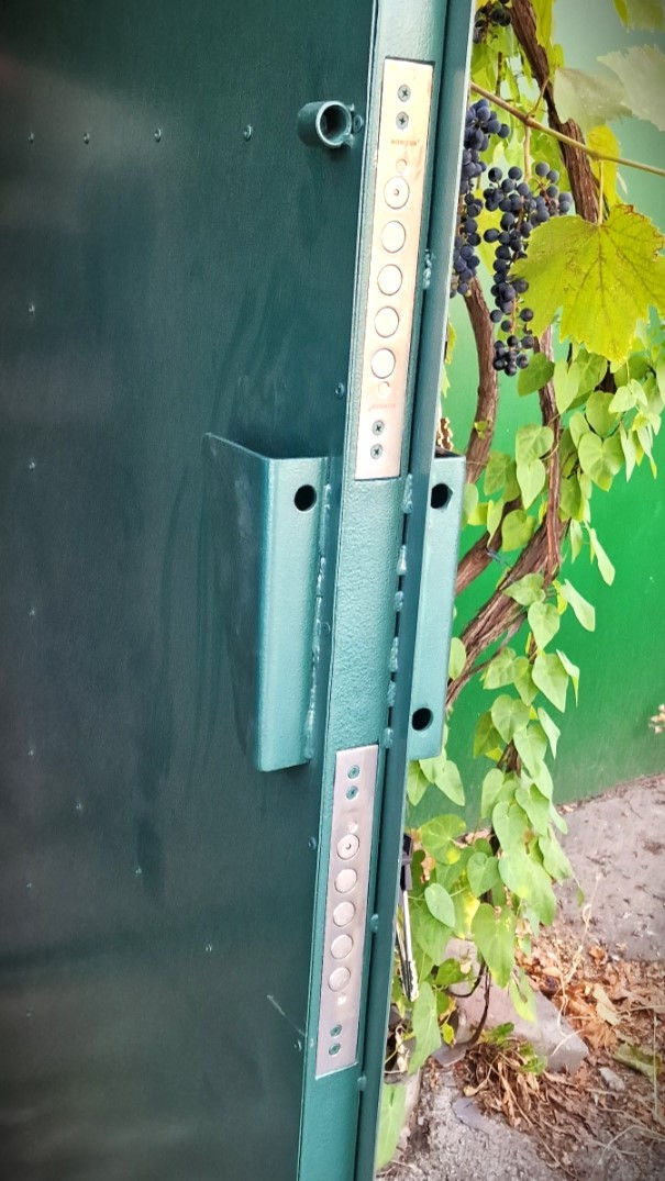 Porti metalice pentru garaj foto 2