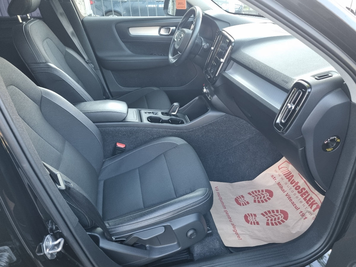 Volvo XC40 2019 photo 9
