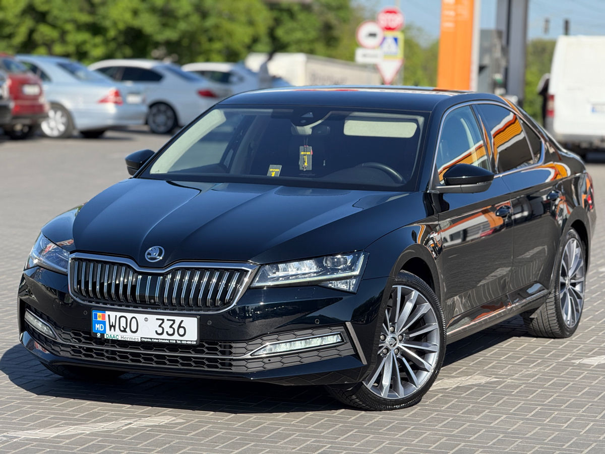 Skoda Superb foto 0