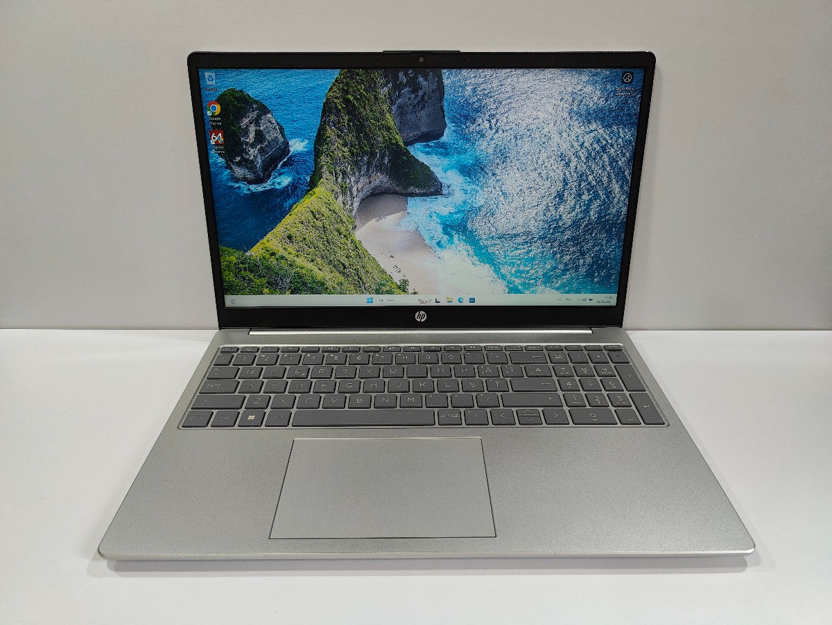 Мощный ноутбуки HP. Ryzen 3 7320u. 8GB RAM. SSD 512gb фото 0