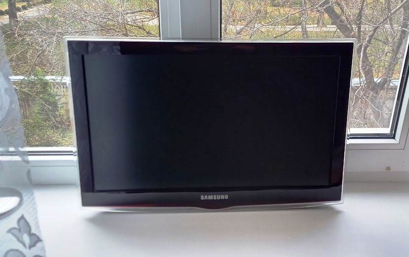 TV Samsung 56 см б/у foto 1