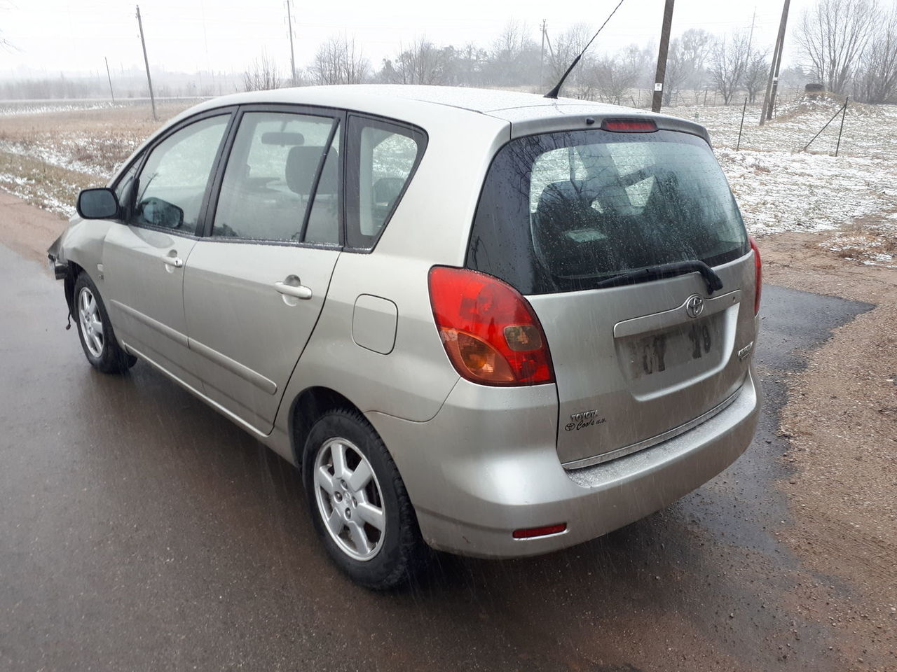 Toyota Corolla Verso foto 2