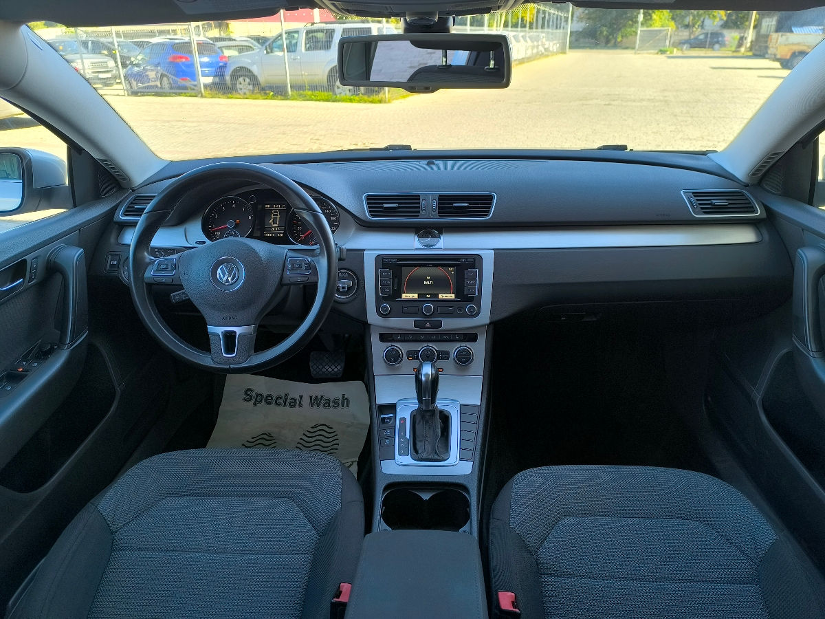 Volkswagen Passat foto 12