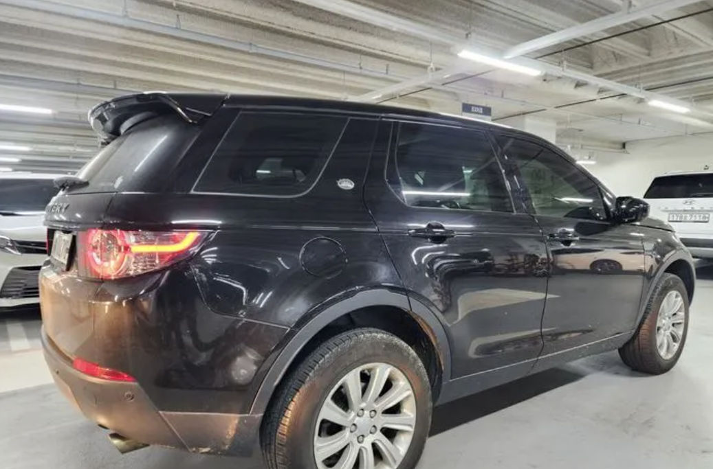 Land Rover Discovery Sport foto 1