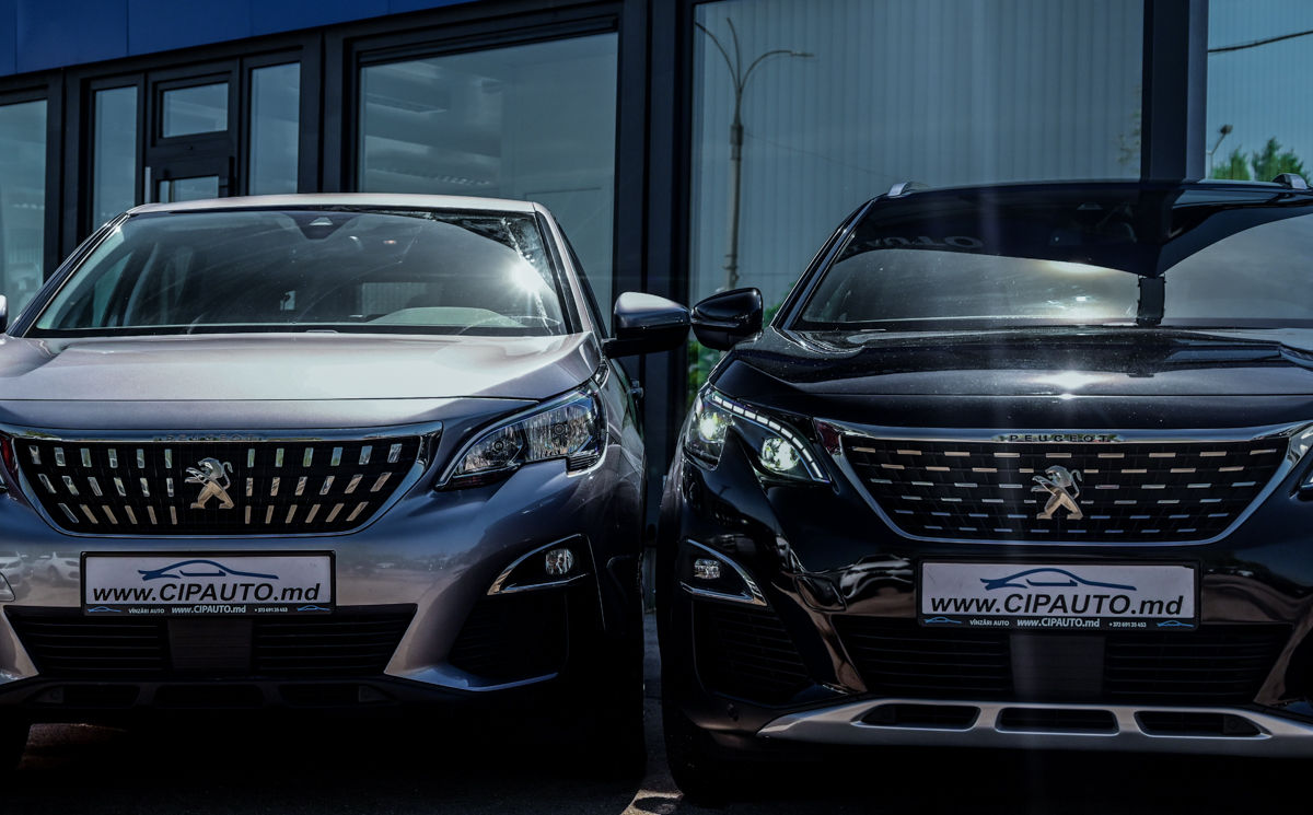 Peugeot 5008 foto 1