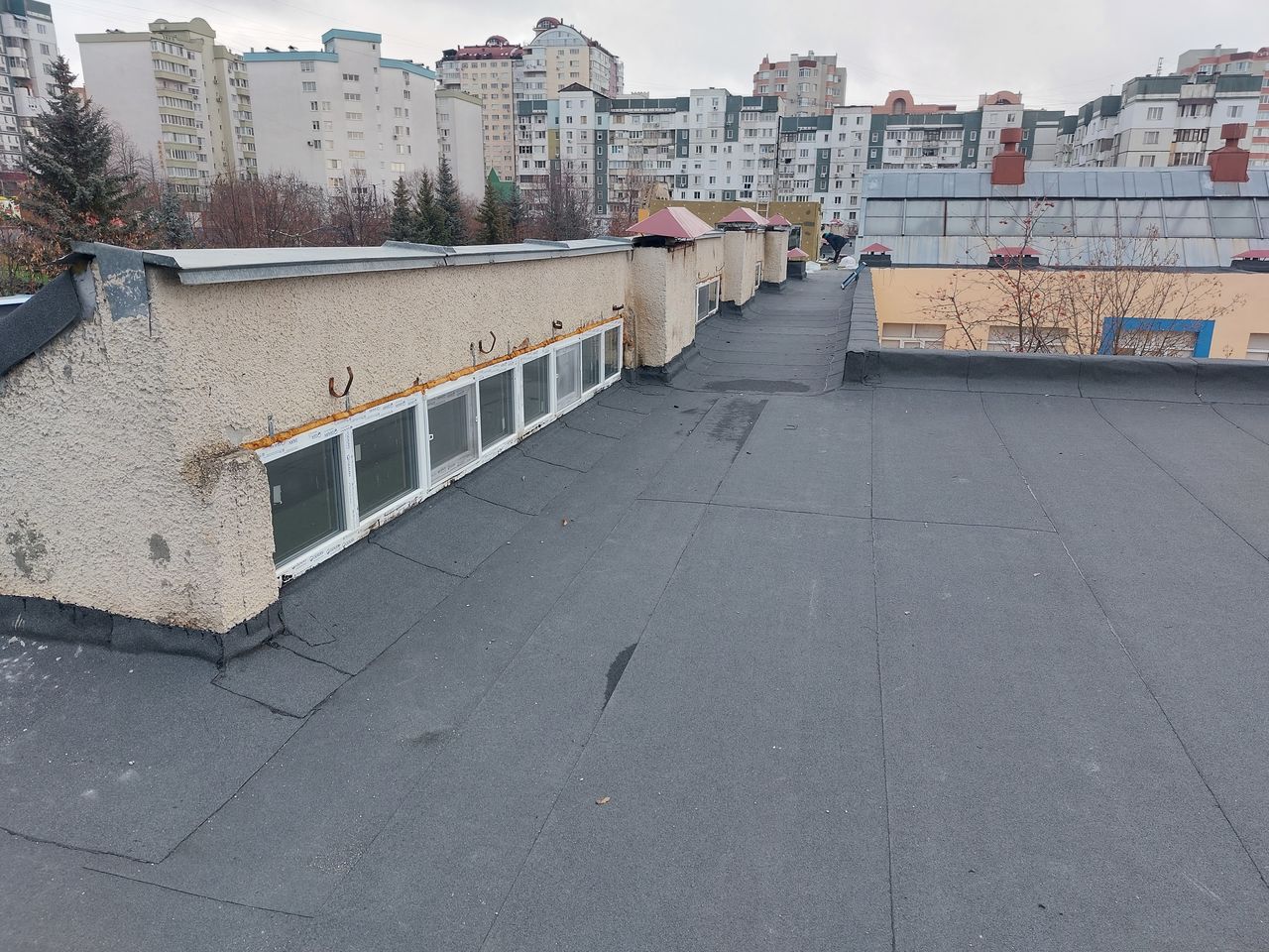 Reparația acoperișului plat cu membrane bituminoase foto 2