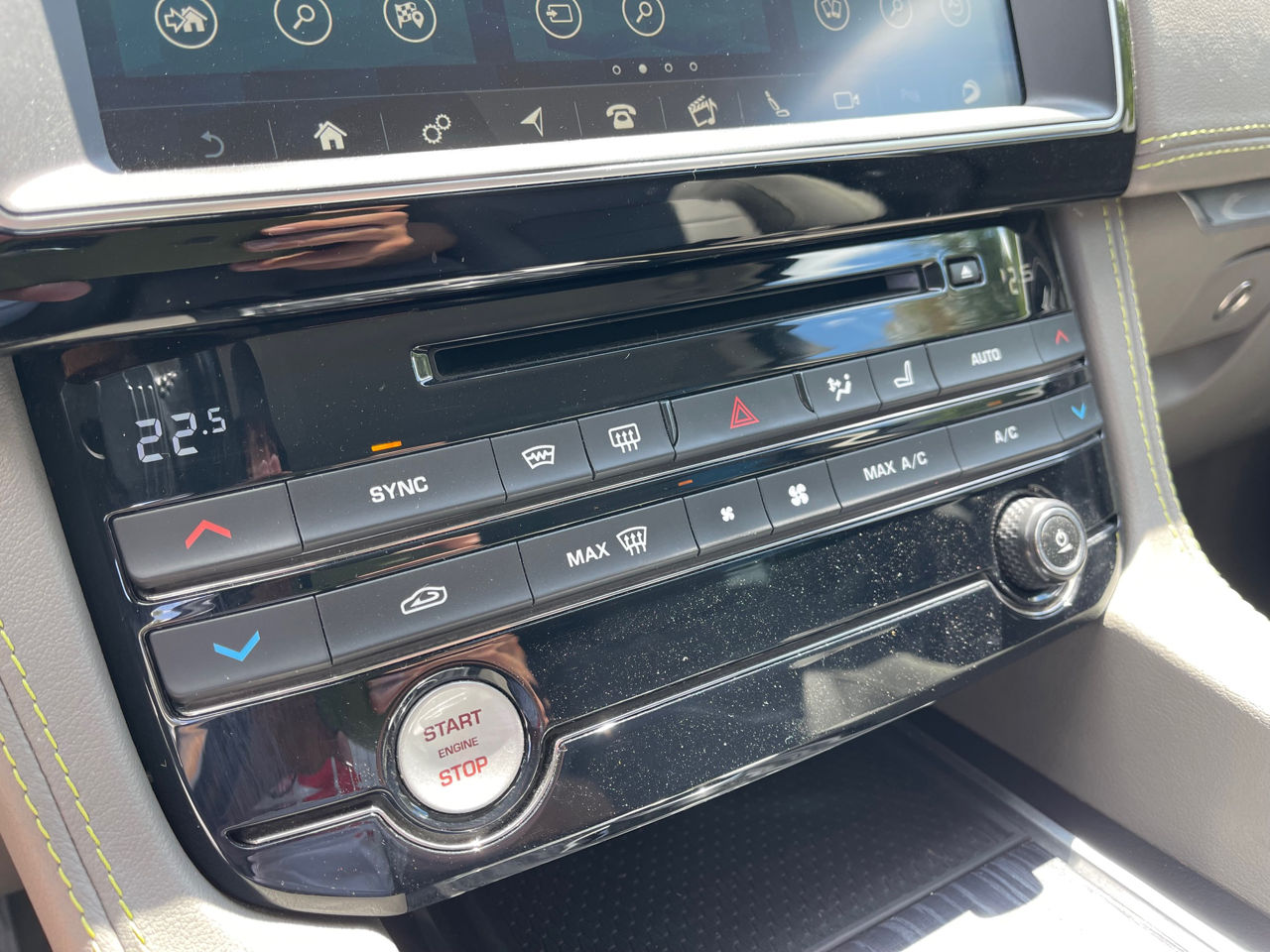 Jaguar F-PACE foto 12