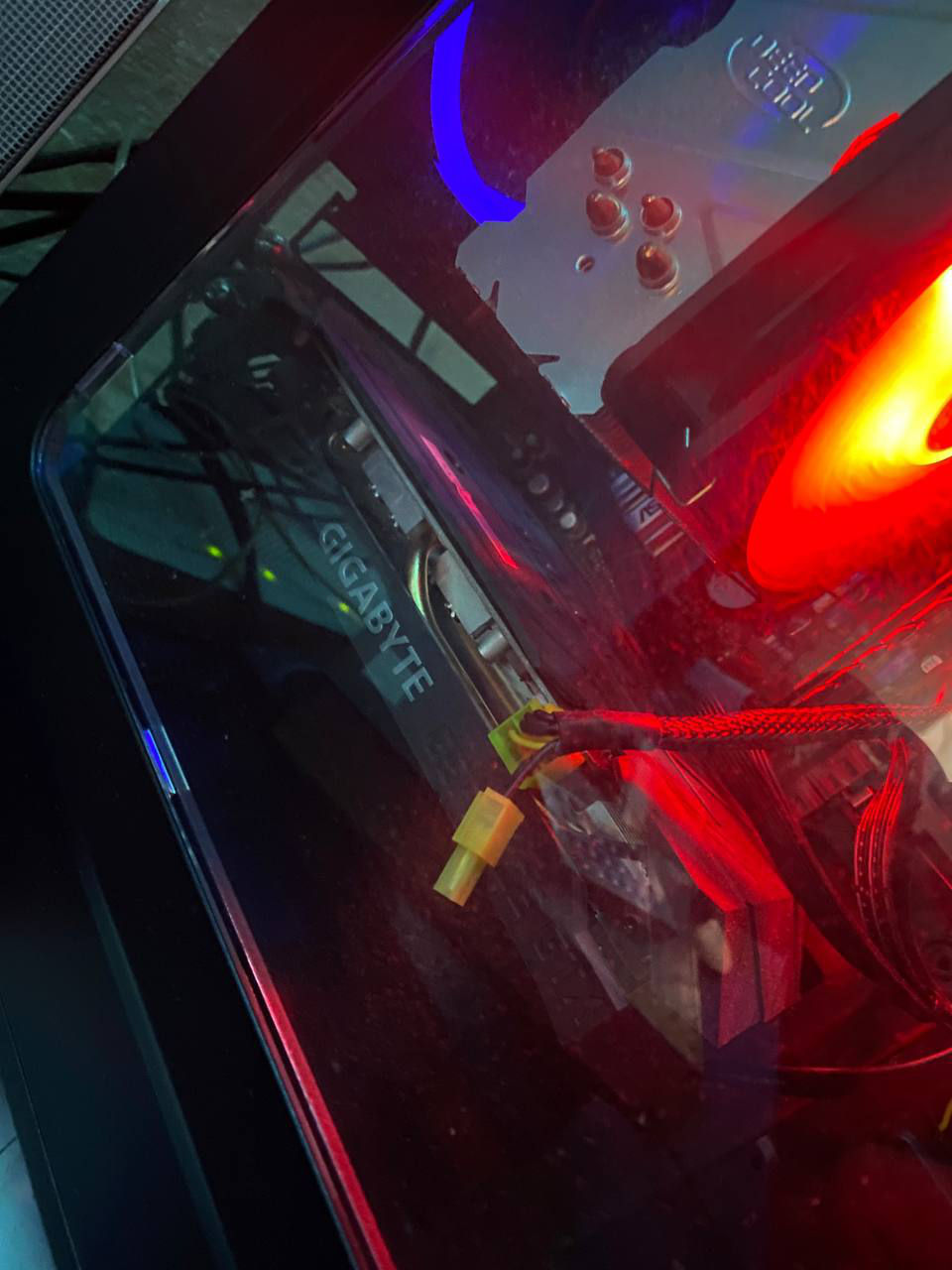 Продам игровой компьютер в хорошем состоянии