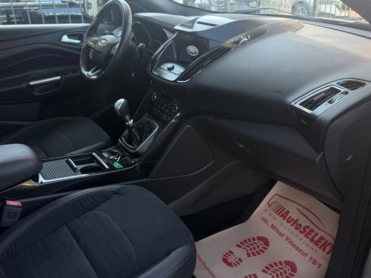 Ford Kuga 2019 photo 9
