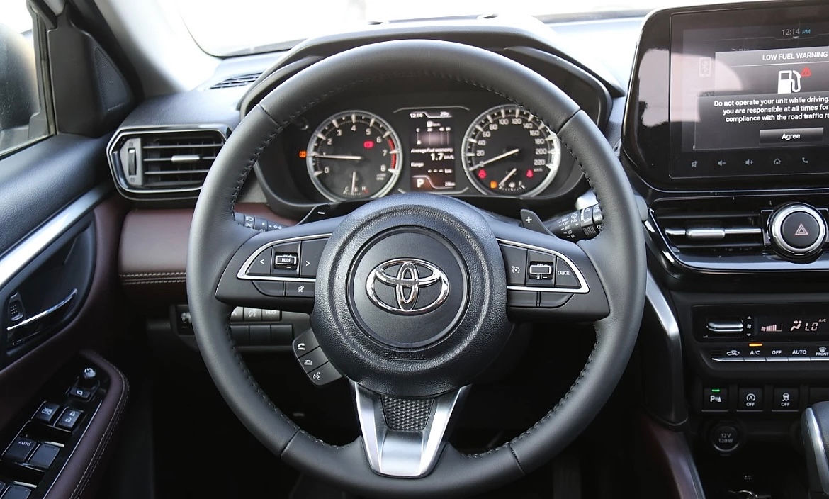 Toyota Urban Cruiser фото 4