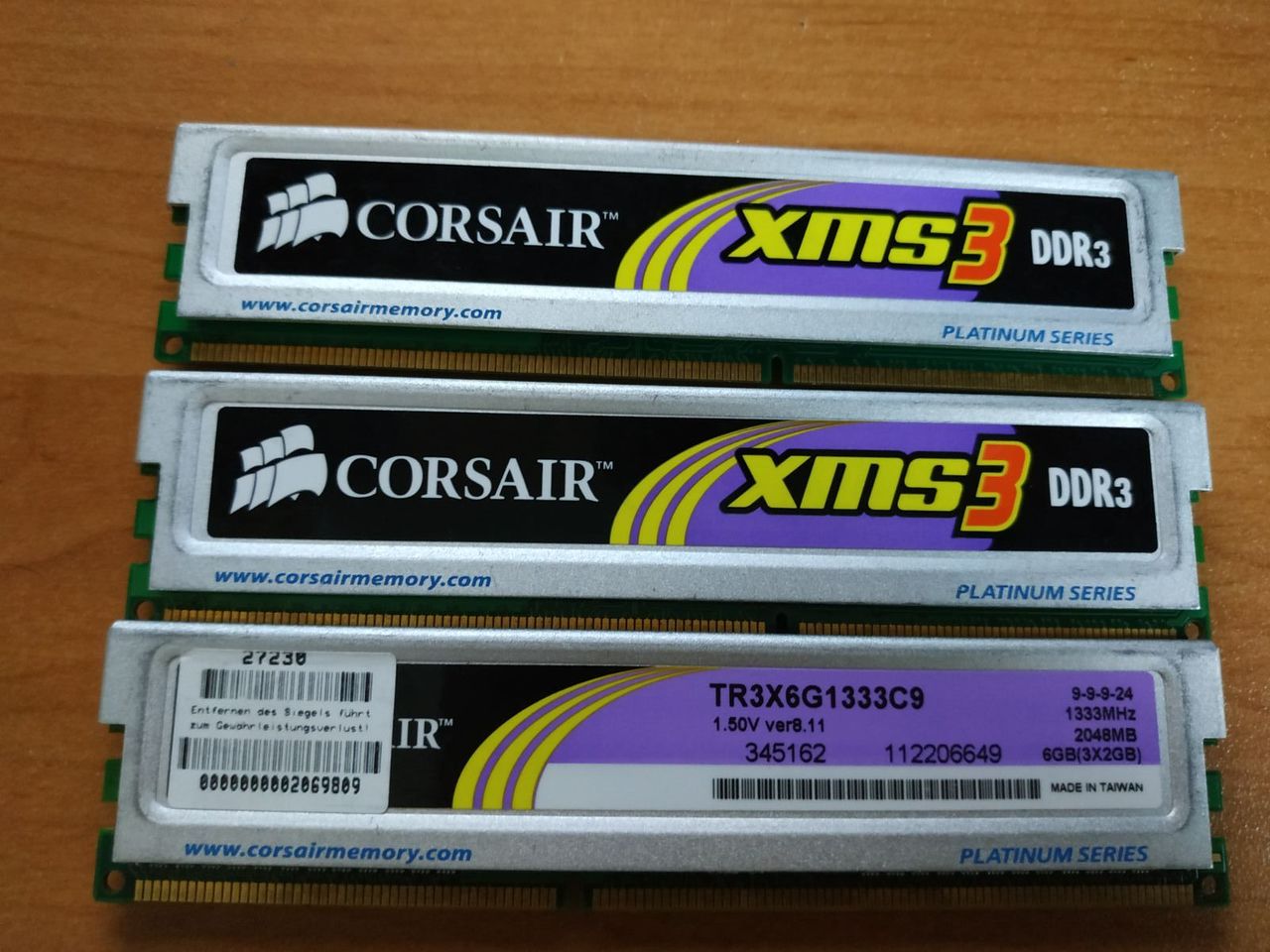 Оперативная память Elixir 8GB DDR3 PC3 (M2F8G64CB8HB5N-DI)