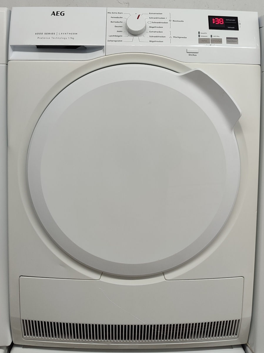 Узкая сушильная машина AEG фото 1