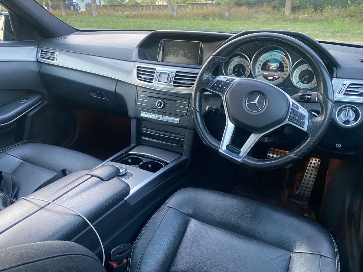 Dezmembrez Mercedes w212 facelift Hybrid e300Motor om651Cutie 7g tronic