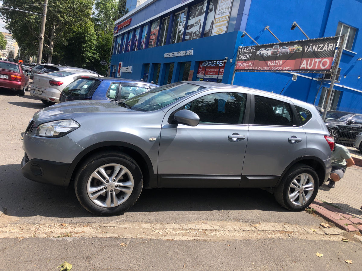 Chirie auto , Arenda auto, Rent a car foto 1