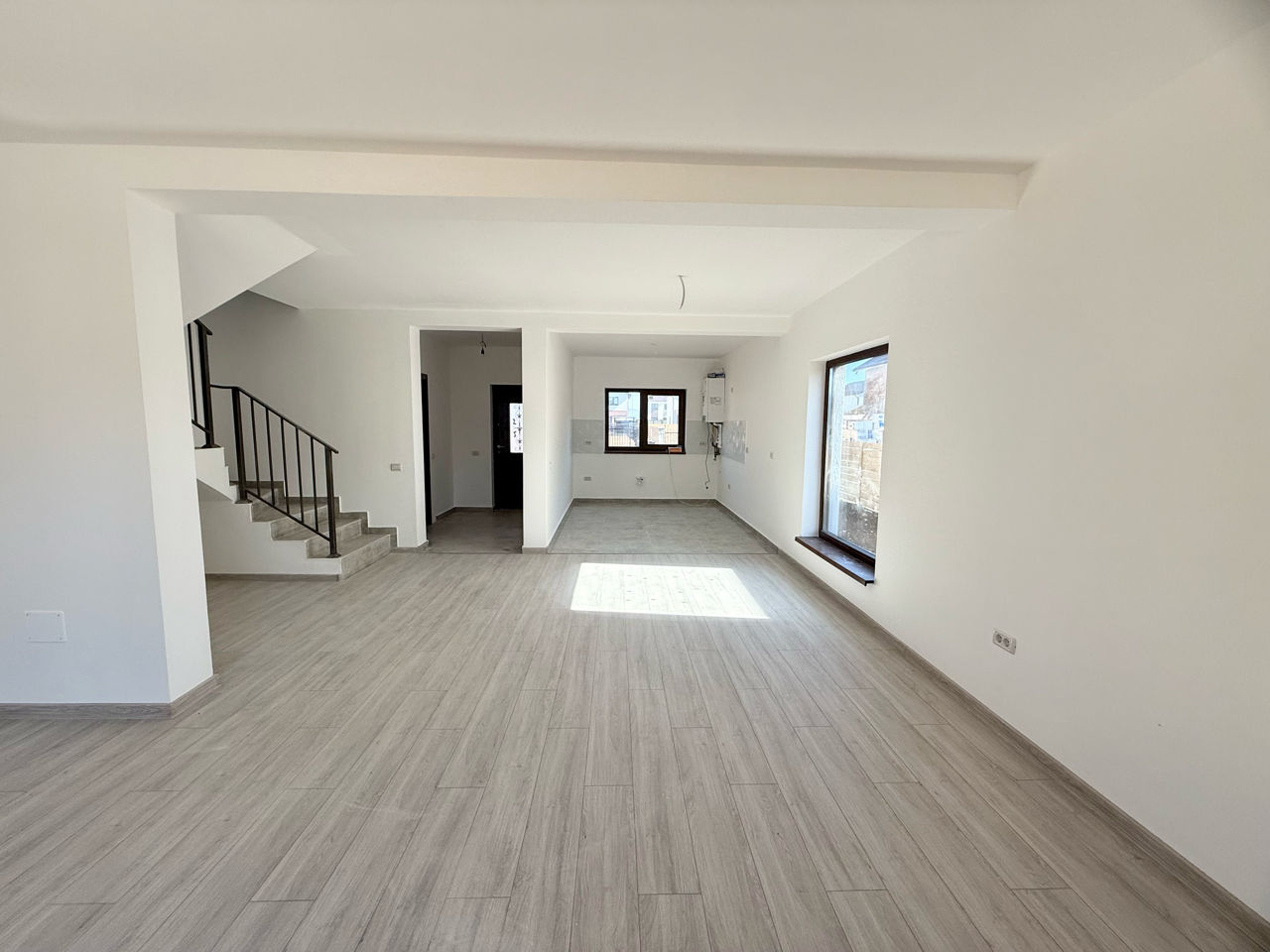 Brasov  casa tip duplex | 4 camere foto 0