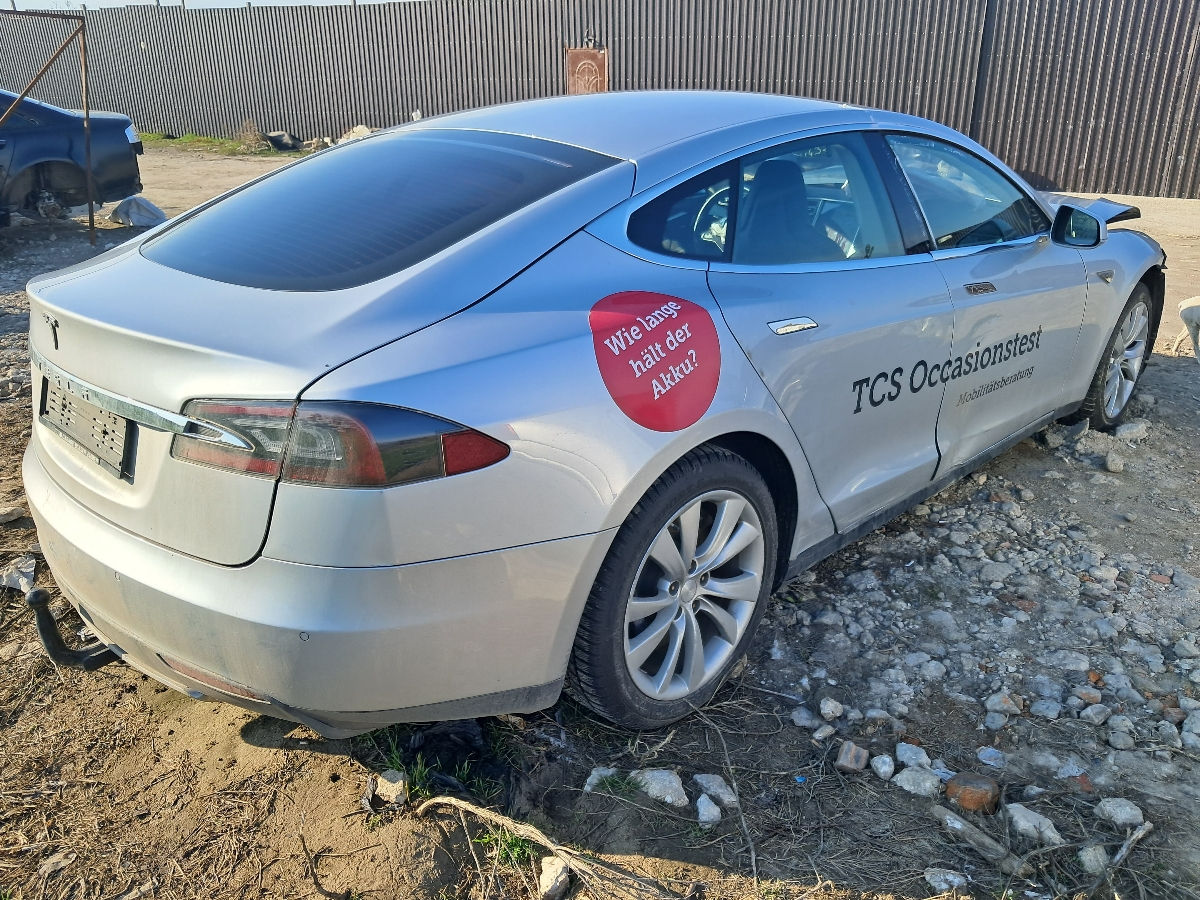 Запчасти Prius 20 и 30 Auris Honda Mitsubishi  Lexus  Tesla  Audi  Skoda Porshe Seat Opel foto 6