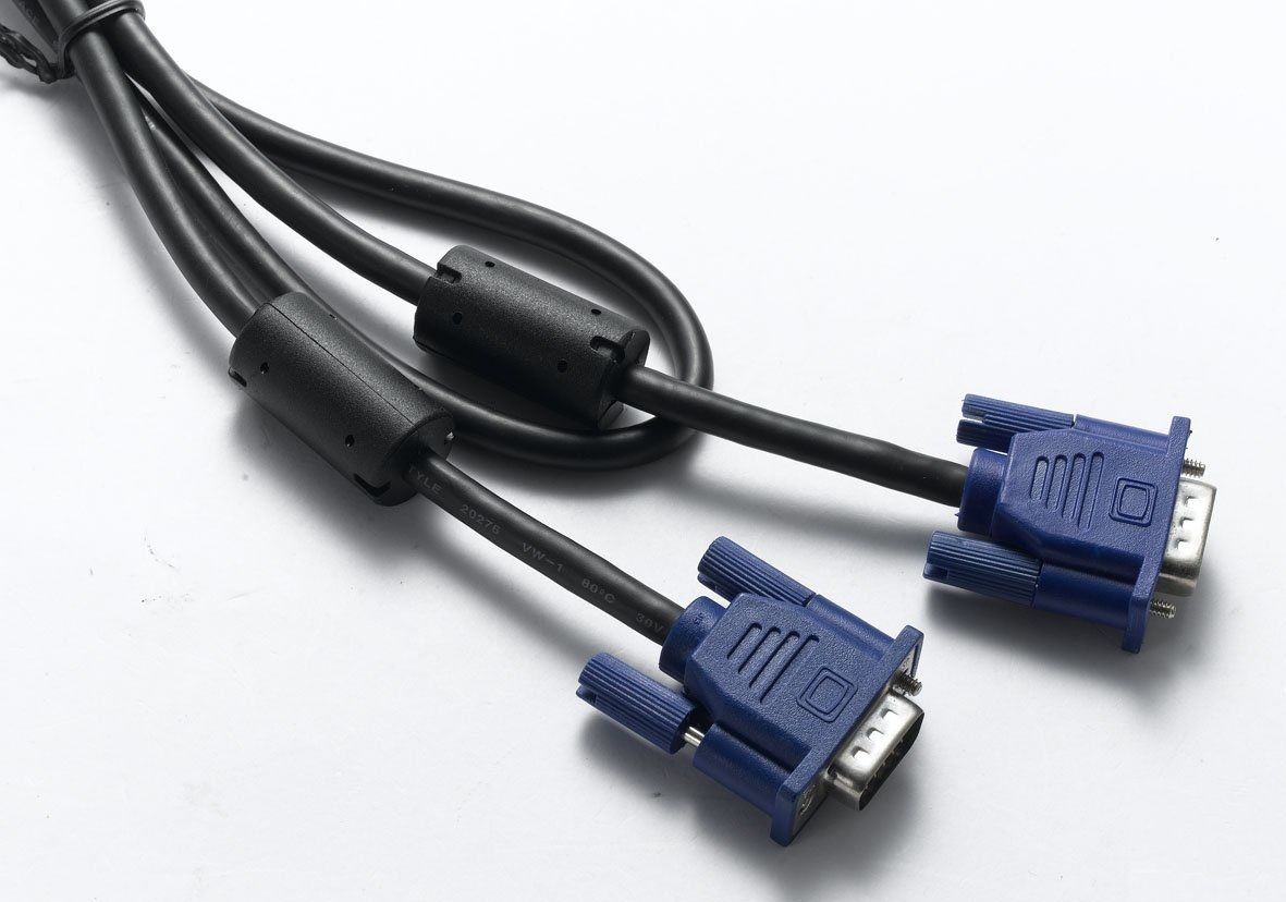 Продам кабеля VGA на VGA, DVI-D на DVI-D, кабеля Sata, питание для ...