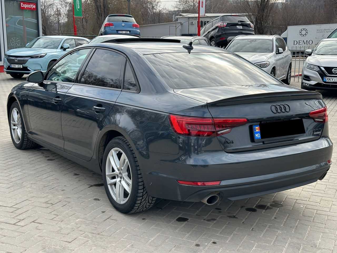 Audi A4 foto 2