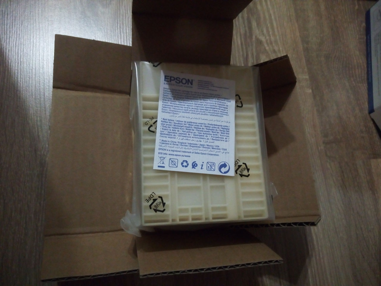 Ink Cartridge Epson T8651 .Картридж Epson T8651 / C13T865140 Black