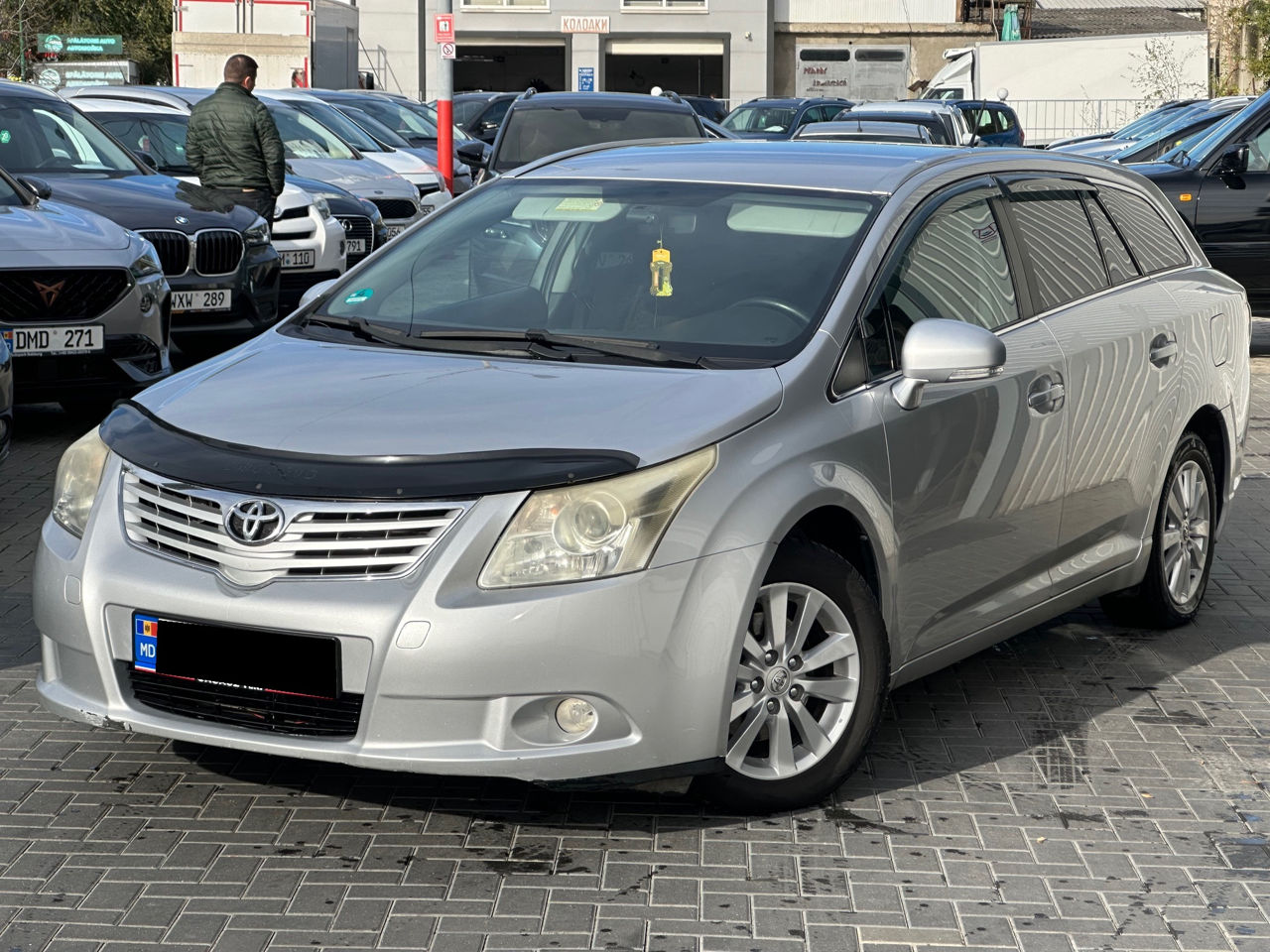 Toyota Avensis foto 3