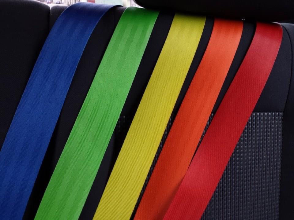 Цветные ремни безопасности/ centuri de siguranță colorate foto 1