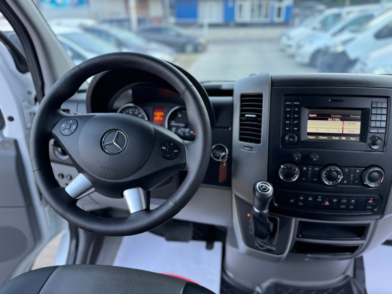 Mercedes Sprinter 9 locuri foto 6