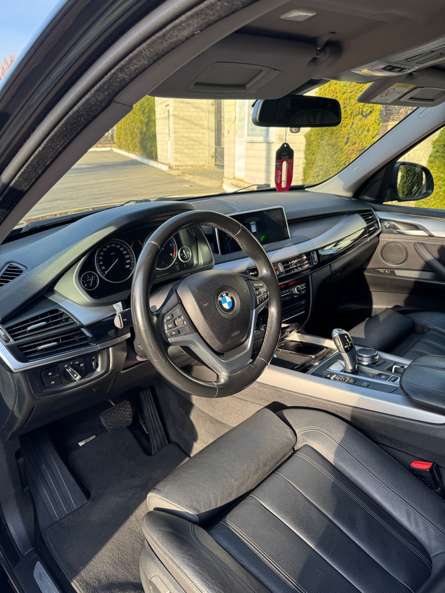 BMW X5 foto 8