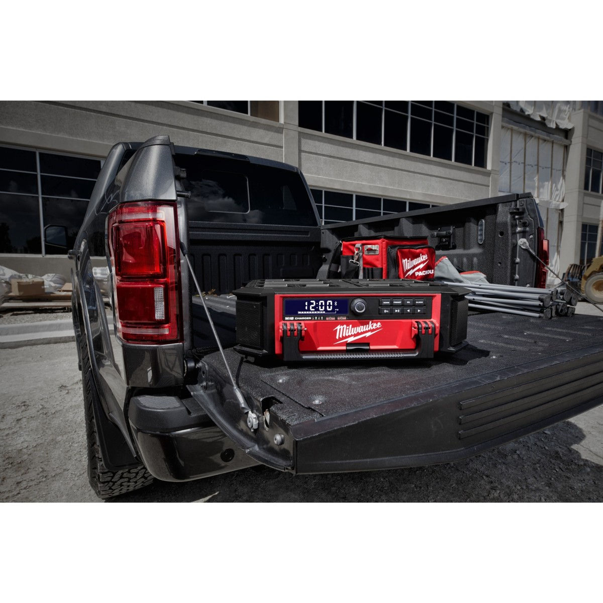 Radio cu incarcator / радио с зарядным устройством milwaukee packout, m18 prcdab+-0, 4933472112 фото 2