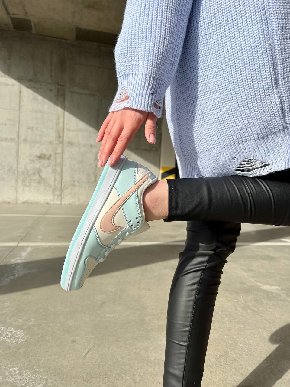 Nike SB Dunk Turquoise/Beige Women's