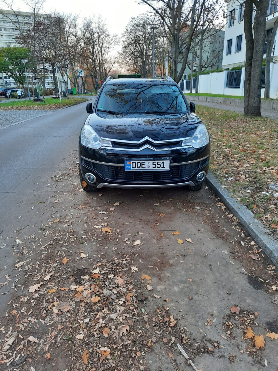 Citroen C-Crosser 2010 г. с пробегом 480000 км, Дизель, 8999 €