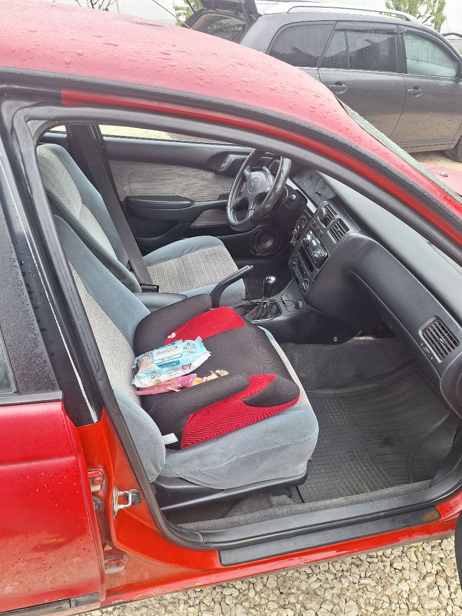 Toyota Carina фото 2