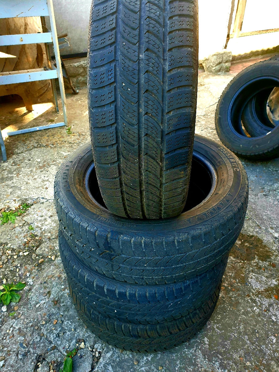 Шины 225/55 R17c foto 3