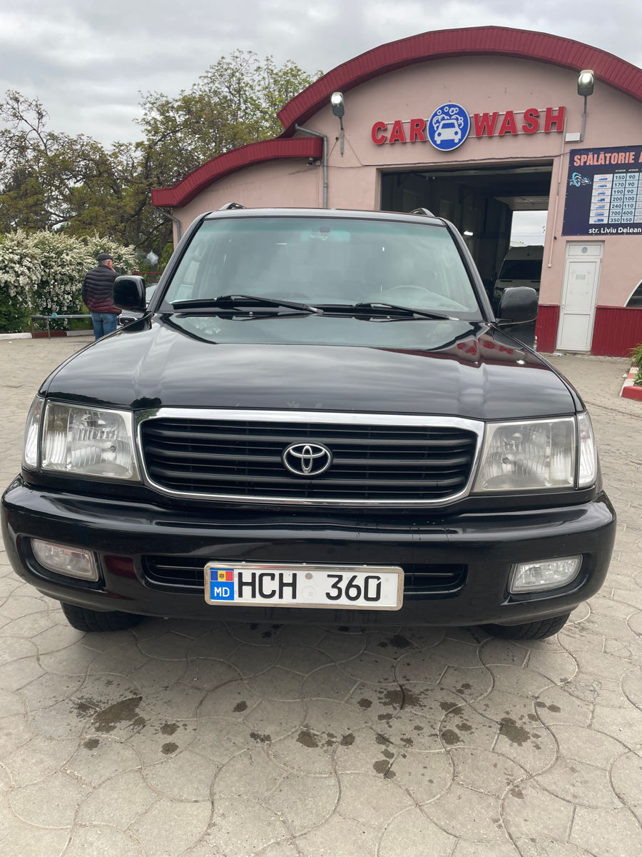 ToyotaLandCruiser
