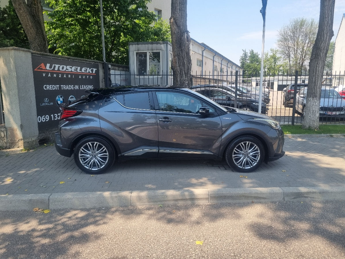 Toyota C-HR 2021 photo 4