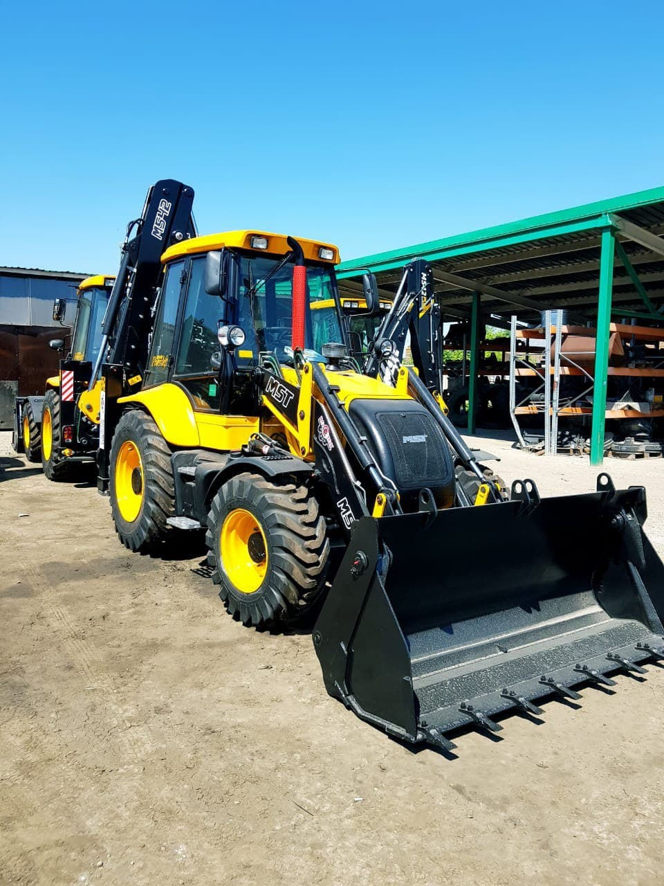 Buldoexcavator MST M542 plus - nou cu garantie: 24 luni sau 2000 moto ore foto 0