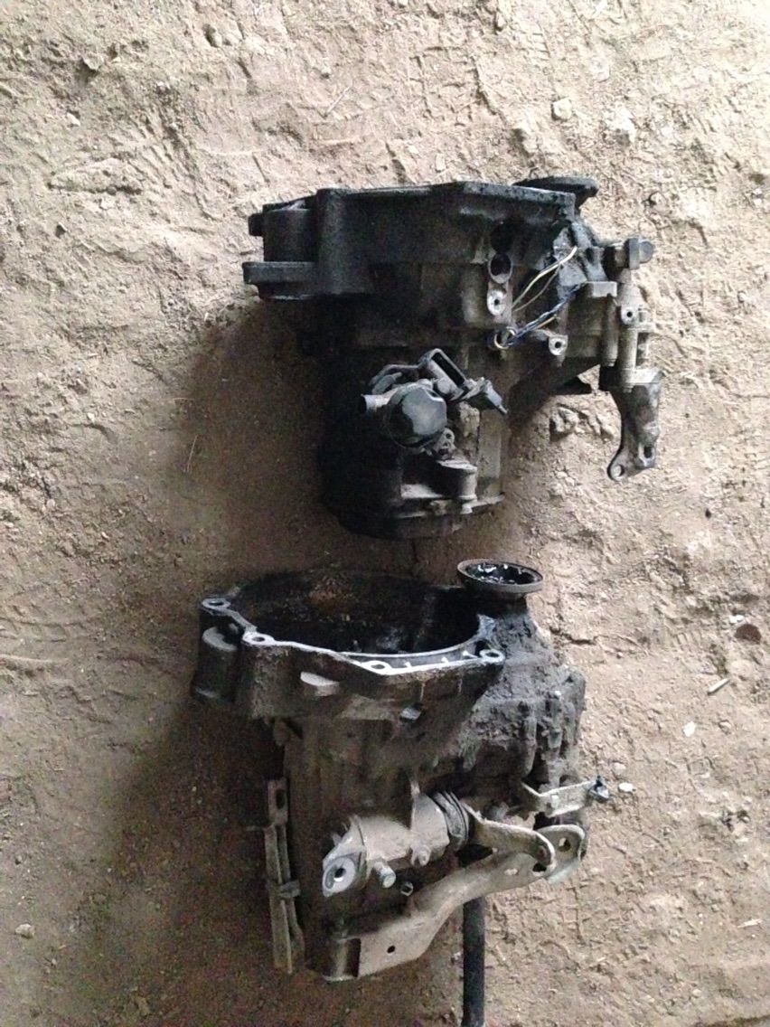 Piese,razborca-volkswagen passat b3, b4 b5, golf 4 3 2  vento,sharan, t4 audi 80,100,A6 foto 0