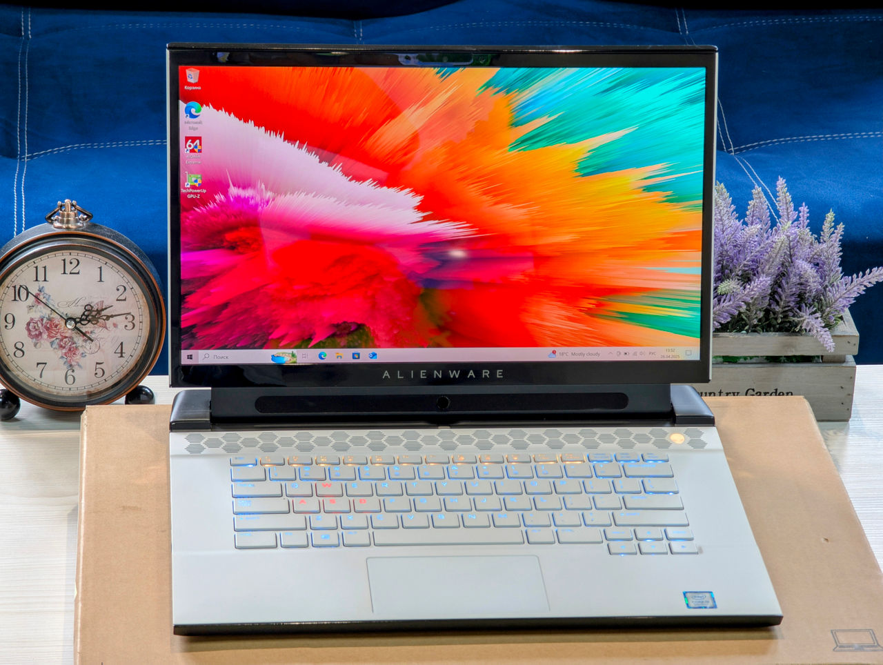 Ноутбук Dell Alienware M15 R2 4K Oled (Core i9 9980HK/16Gb DDR4/2TB SSD/6Gb Nvidia RTX 2080/15.6") фото 1