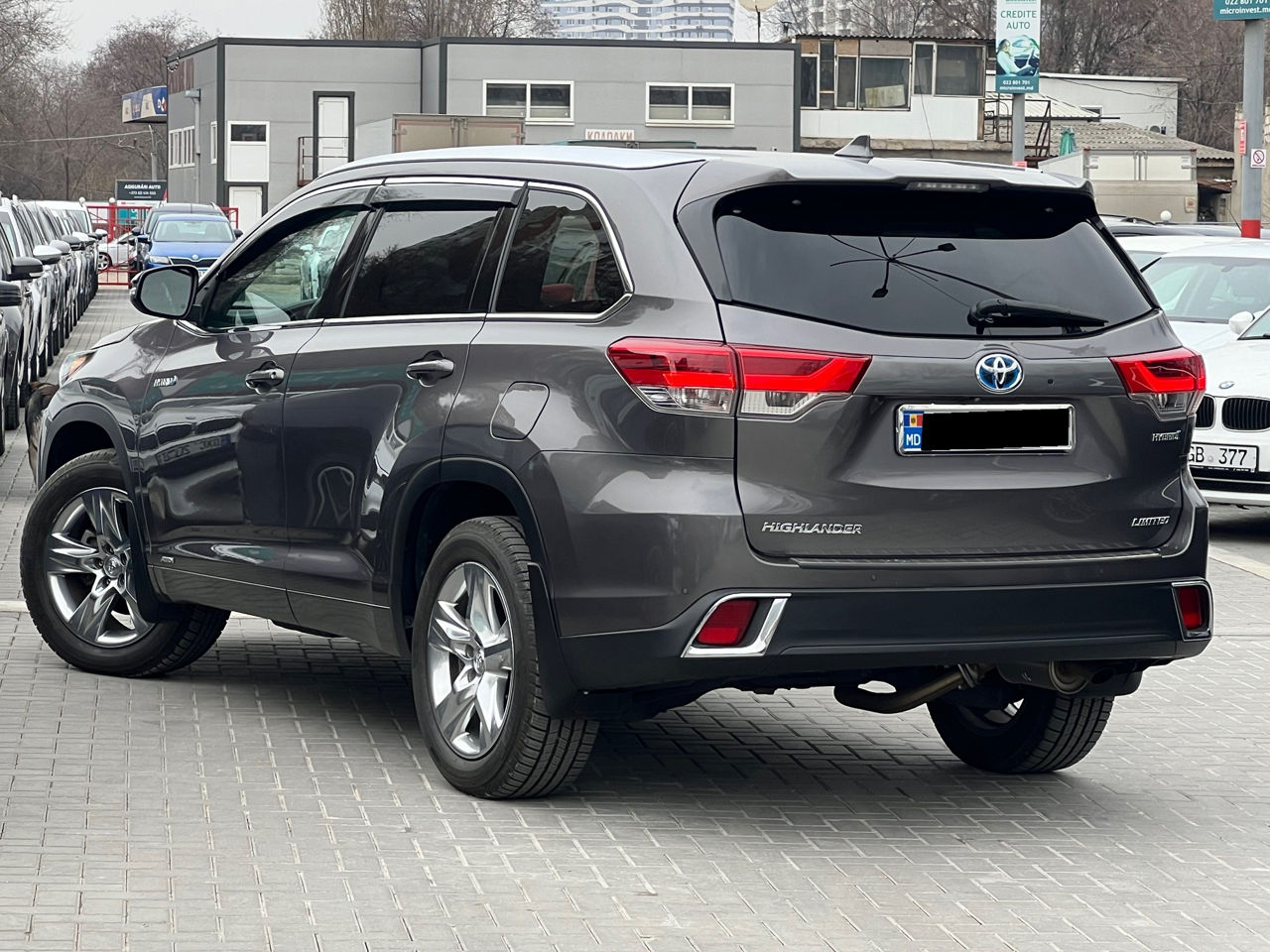 Toyota Highlander foto 4