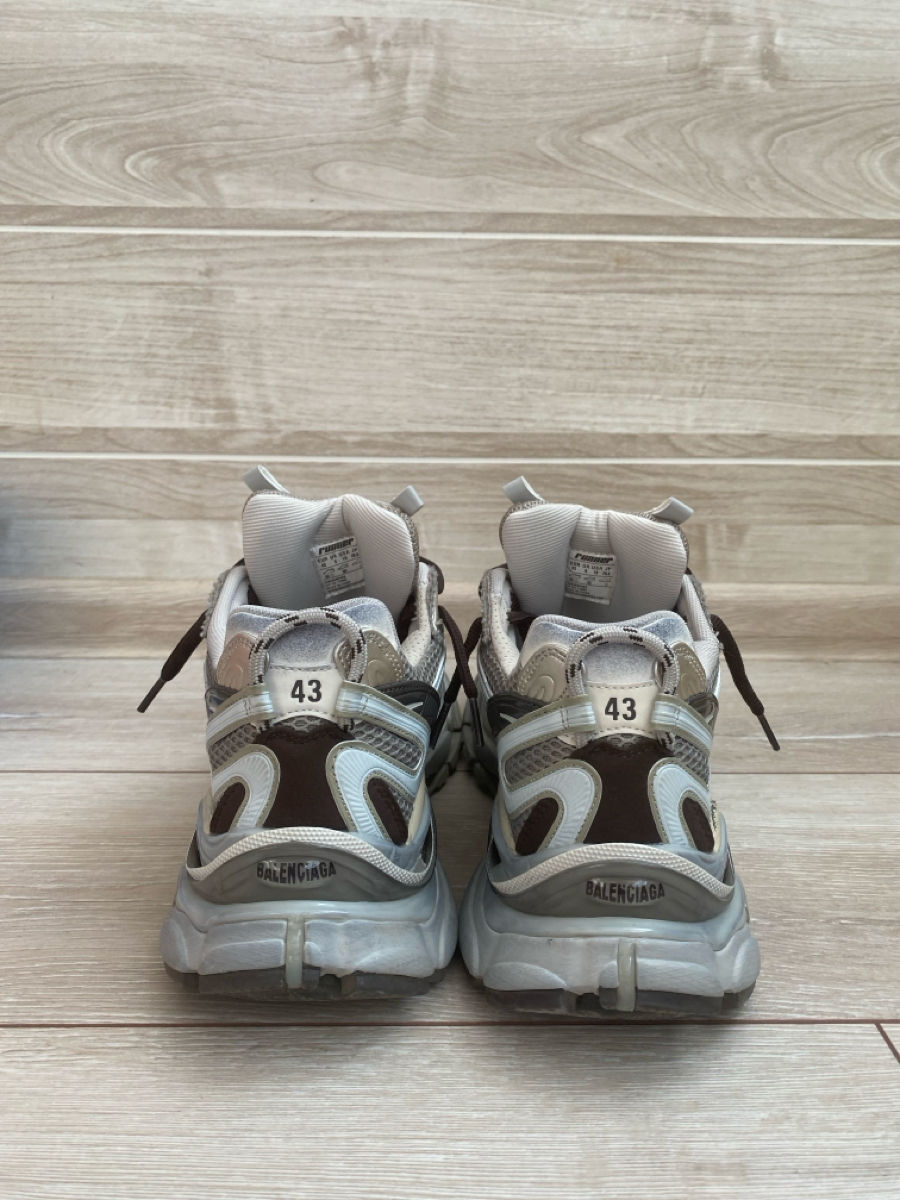 Balenciaga runner 2.0 foto 3